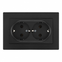 Розетка двойная с/з и шторками Arte Milano SET06-double-40-2 black