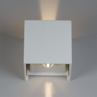 Светильник настенный ITALLINE IT01-A310 WHITE Italline