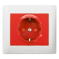 Galea Life Розетка с заземлением c блокировкой MAGIC RED Legrand 771029