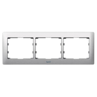 Рамка 3-постовая Legrand Galea Life тертый алюминий 771953