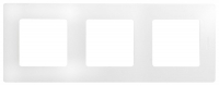 Рамка 3-постовая Legrand Etika белая 672503