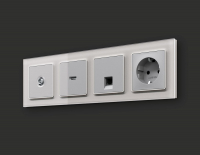 Комплект механизма компьютерной розетки RJ-45 экранированной с автоматической защитной шторкой Alfa Серебро глянец Quant Ambrella Volt MA412005 (AP4120, VM185)