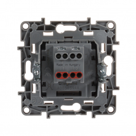 672209 ETIKA Переключатель промежуточный винтовые клеммы 10 A белый Legrand/Daccord 