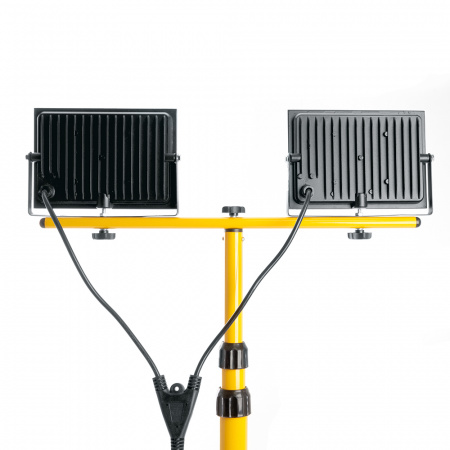 Прожекторы светодиодные ДО-2х70 на штативе 6400К 12600Лм IP65 FERON LL-504 41544