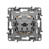 ETIKA Розетка с заземлением слоновая кость Legrand/Daccord 672321