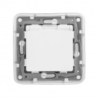 ETIKA Розетка с заземлением IP44 белая Legrand 672232