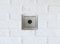 VALENA Розетка телевизионная ТV звезда в рамку 2400мГц 1.5дБ алюминий Legrand/Daccord 770129