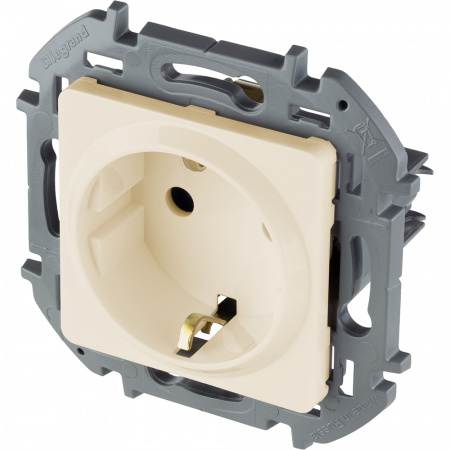 Розетка 2К+З со шторками немецкий стандарт 16 А 250 В~ INSPIRIA слоновая кость Legrand/Daccord 673731