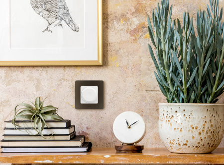 673790 Светорегулятор поворотный без нейтрали 300Вт INSPIRIA белый Legrand/Daccord 