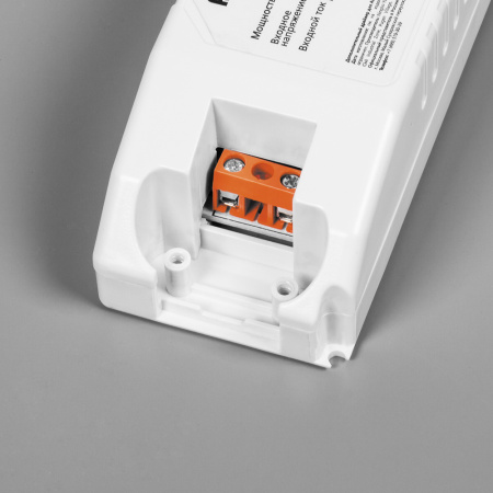 Светильник светодиодный ДВО-36w 595х595х8 6500К матовый с равномерной засветкой белый FERON AL2113 28851