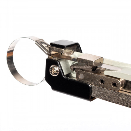 63732 Инструмент для монтажа стальных стяжек TG-05 серия ПРОФИ КВТ 