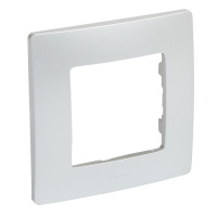 ETIKA Рамка 1 пост алюминий Legrand/Daccord 672551
