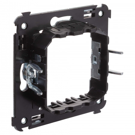 Avanti Каркас с лапками для монтажа модульных в стену DKC 4400802