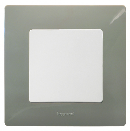 672201 Выключатель одноклавишный, белый винтовые зажимы  10АХ Legrand/Daccord 