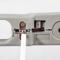 Инструмент для зачистки и обрезки витой пары КС-501 серия ПРОФИ КВТ 84826