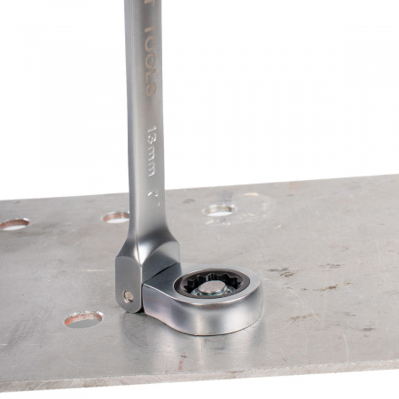 79198 Ключ гаечный комбинированный трещоточный с шарниром 17 мм серия KBT-PROFESSIONAL КВТ 