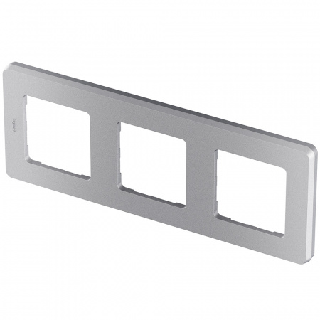 Рамка 3 поста INSPIRIA алюминий Legrand/Daccord 673952