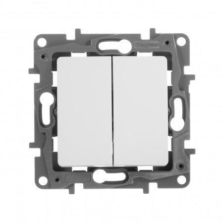 672212 ETIKA Переключатель двухклавишный белый автоматические зажимы 10AX Legrand/Daccord 