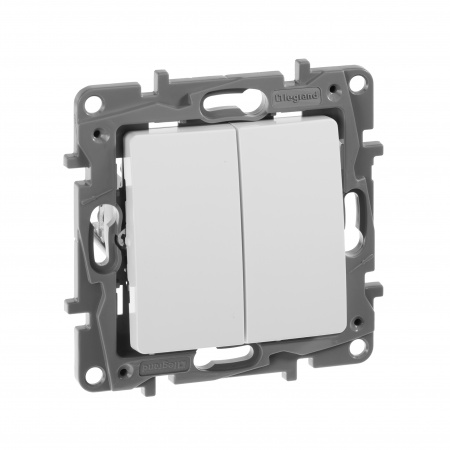 672212 ETIKA Переключатель двухклавишный белый автоматические зажимы 10AX Legrand/Daccord 