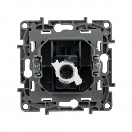 ETIKA Розетка компьютерная RJ45 категория 5 UTP белая Legrand/Daccord 672241
