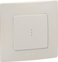 ETIKA Переключатель одноклавишный с подсветкой слоновая кость автоматические зажимы 10AX Legrand/Daccord 672315