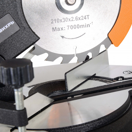 Торцовочная пила ПТ-210 Вихрь 72/18/2