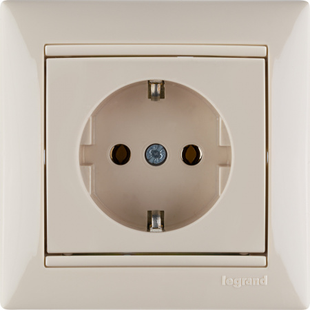 VALENA Розетка с заземлением в рамку слоновая кость Legrand 774320