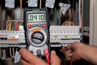 Мультиметр цифровой KT 113B серия PROLINE КВТ 79125