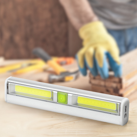 Фонарик кемпинговый на батарейках 3хААА в палатку, магнит, два отверстия для подвешивания на болты, 2 режима SB-702 ЭРА Б0033762