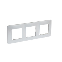 ETIKA Рамка 3 поста алюминий Legrand 672553