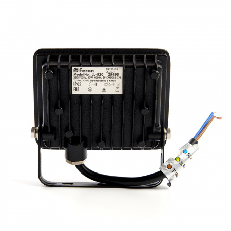 LL-920 Прожектор светодиодный ДО-30w 4000К 2850Лм IP65 черный FERON  29495