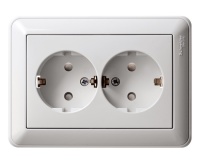 W59 Розетка двойная скрытая с заземлением 16А белая Systeme Electric RS16-255-18