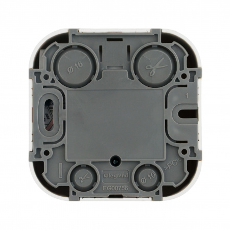 782226 Quteo Адаптер для 1 или 2 розеток RJ45 Keystone   белый наружный Legrand 