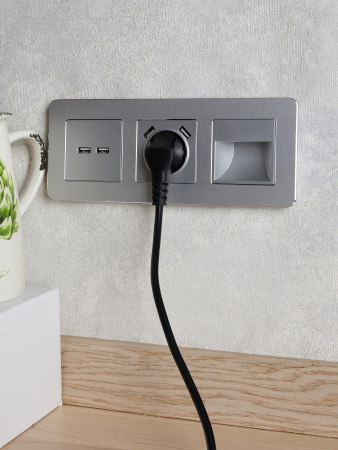 BR-FL20-K47 BRITE Подсветка LED встраиваемая ПЛ20-БрА алюминий IEK 