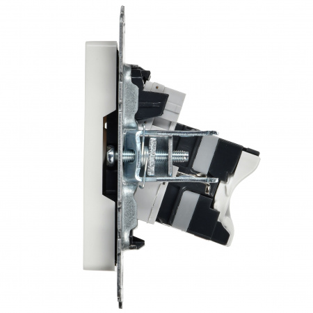 BRITE Розетка двойная RJ11+RJ45 кат.5E РК/Т12-БрБ белый IEK BR-KT20-O-1-K01