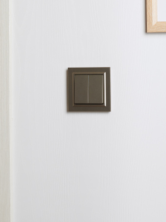 BRITE Рамка 1 пост РУ-1-БрШ шампань IEK BR-M12-K37