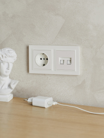 BRITE Рамка 2 поста РУ-2-БрЖ жемчуг IEK BR-M22-K36