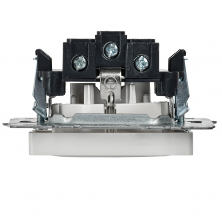 BRITE Розетка с заземлением без защитных шторок 16А РС11-1-0-БрБ белый IEK BR-R11-16-K01