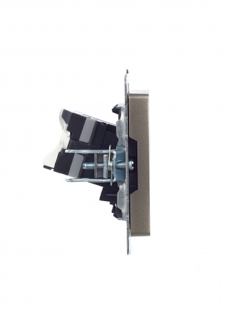 BRITE Розетка компьютерная RJ45 кат.5E РК10-БрШ шампань IEK BR-K10-1-K37