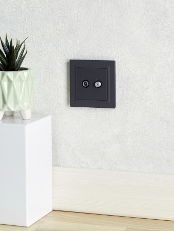 BRITE Розетка двойная TV+SAT РТВ/РСп12-БрГ графит IEK BR-AF20-O-K53