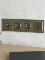 BRITE Рамка 4 поста РУ-4-БрШ шампань IEK BR-M42-K37