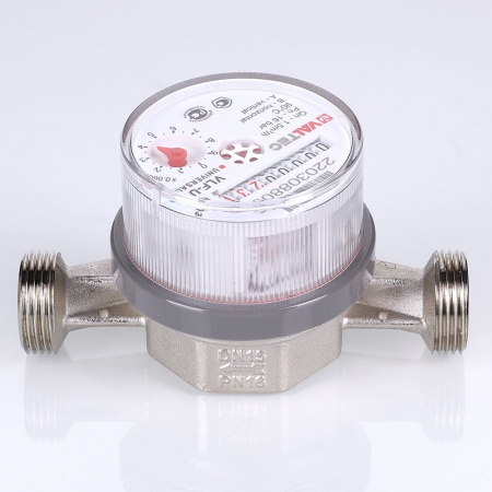 Счетчик воды универсальный 1/2' без сгонов межповерочный интервал 6 лет до +90 град 1.5м3 110 мм VALTEC VLF-15U-L.110 VLF15NL15