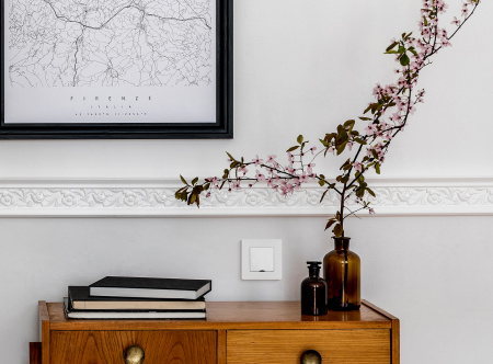 ETIKA Вывод кабеля IP21 белый Legrand 672229