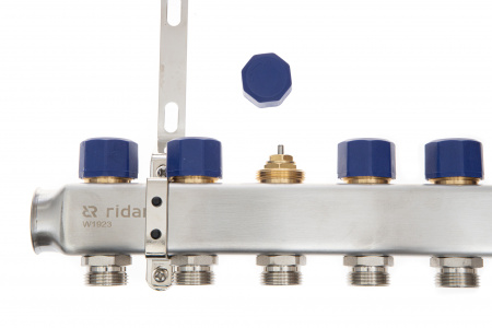 088U0973R Коллекторная группа SSM-3R set 3 контура 1' x 3/4' с термостатическими клапанами и кронштейнами Ридан 