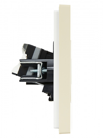 FORTE&PIANO Розетка компьютерная двойная RJ45 кат.5E FP433 ваниль IEK FP-K20-1-K10