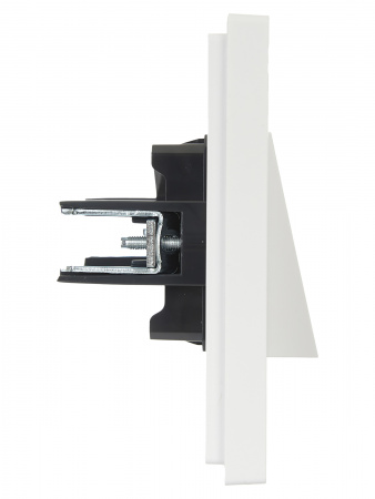 FORTE&PIANO Вывод кабеля FP242 белый IEK FP-VK10-0-K01