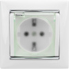 VALENA Розетка с заземлением с крышкой со шторками белая Legrand/Daccord 774220