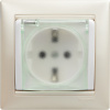 VALENA Розетка с заземлением с крышкой со шторками белая Legrand/Daccord 774220