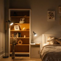 Торшер UML-T702 E14 BLACK напольный под лампу Е14 60W с регулировкой наклона Механический выключатель черный Uniel UL-00010182