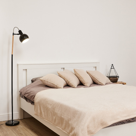 UL-00010182 Торшер UML-T702 E14 BLACK напольный под лампу Е14 60W с регулировкой наклона Механический выключатель черный Uniel 